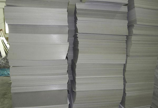 新聞紙為什么會發黃?東莞灰板紙廠家告訴你原因 新聞紙為什么會發黃?東莞灰板紙廠家告訴你原因